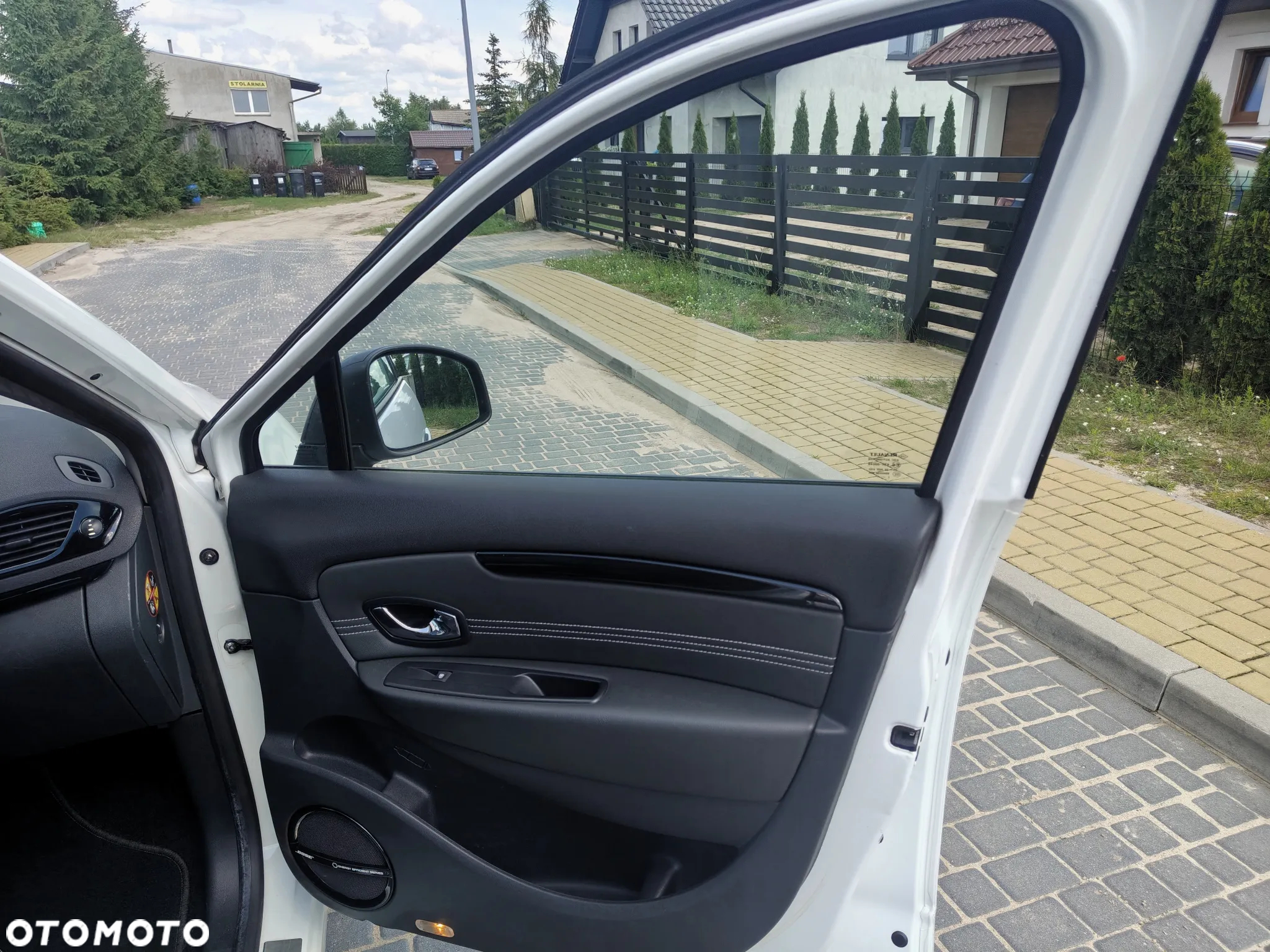 Renault Scenic TCe 130 Bose Edition - 23