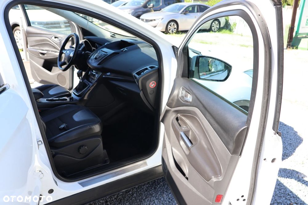 Ford Kuga 2.0 TDCi AWD Titanium - 12