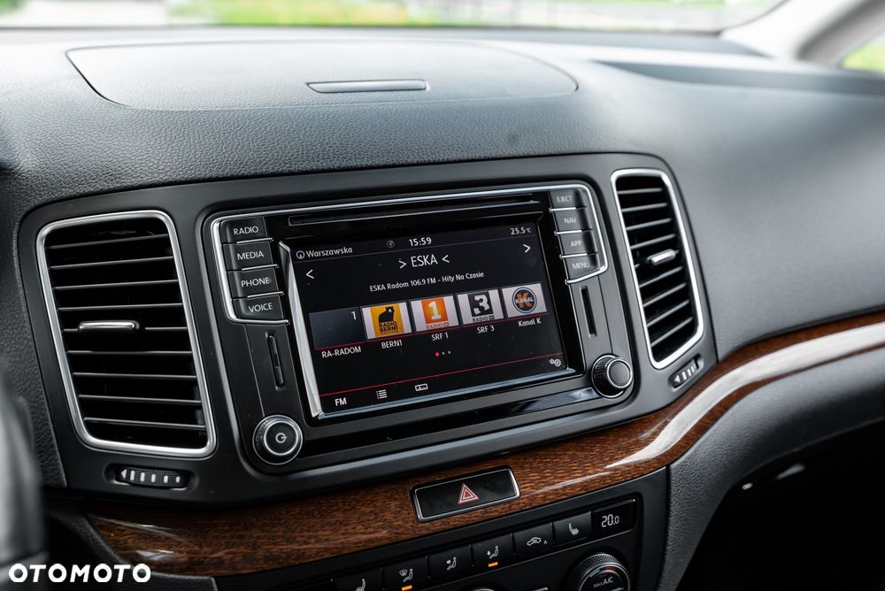 Volkswagen Sharan 2.0 TDI DSG BlueMotion Technology Highline - 33