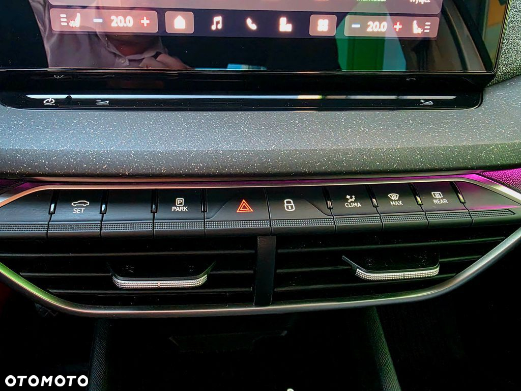 Skoda Octavia - 25