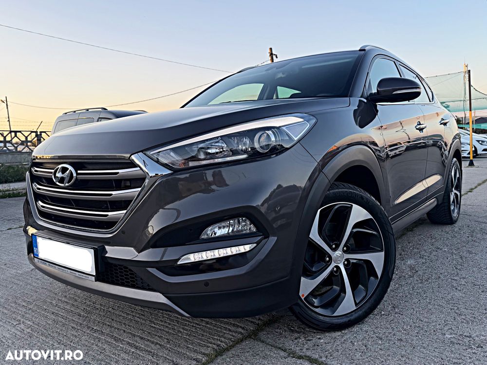Hyundai Tucson 2.0 CRDI 4WD 6MT Premium - 11