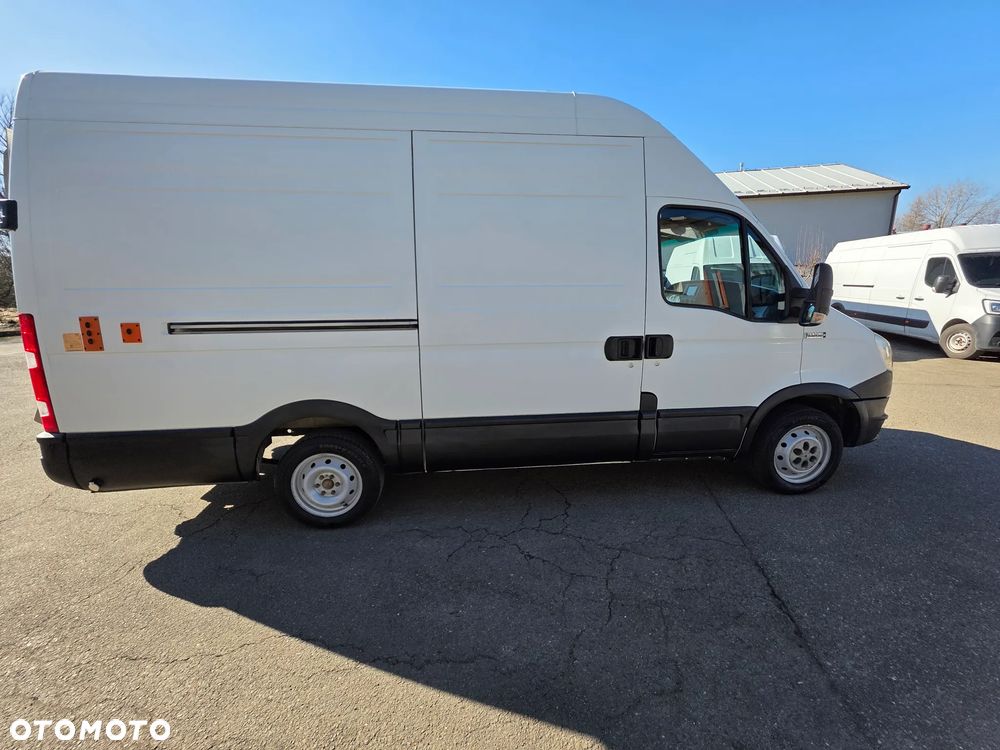 Iveco DAILY 35S15 - 5