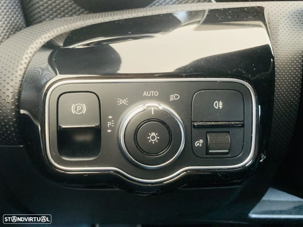 Mercedes-Benz CLA 180 d 7G-DCT Edition 1 - 9