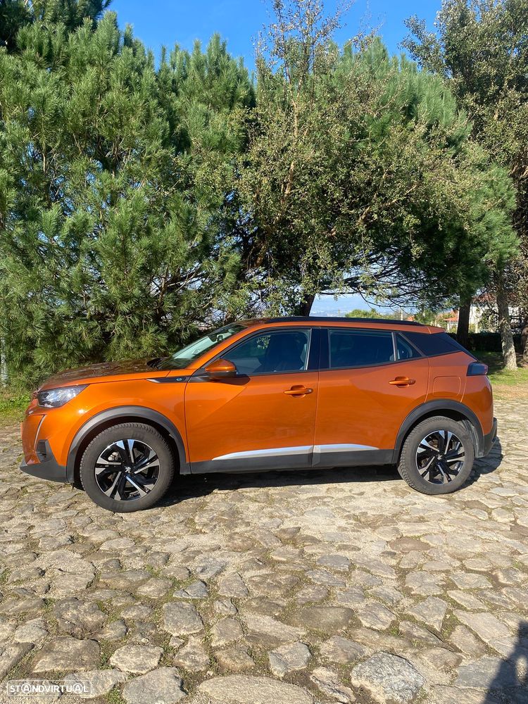 Peugeot e-2008 Allure - 11