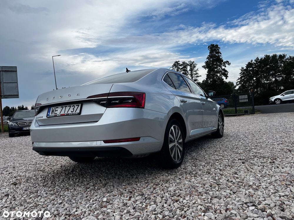 Skoda Superb 2.0 TSI Style DSG - 11