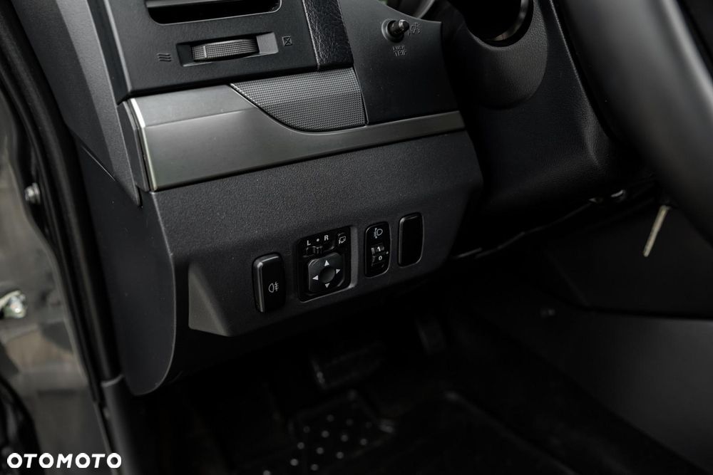 Mitsubishi Pajero 3.2 DI-D Automatik Final Edition - 18
