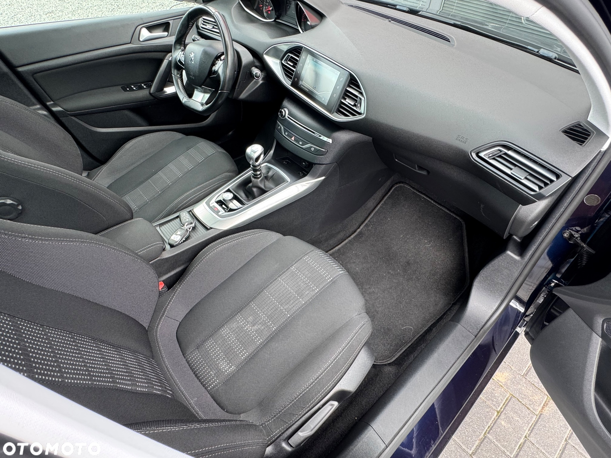 Peugeot 308 1.2 PureTech Allure S&S - 24