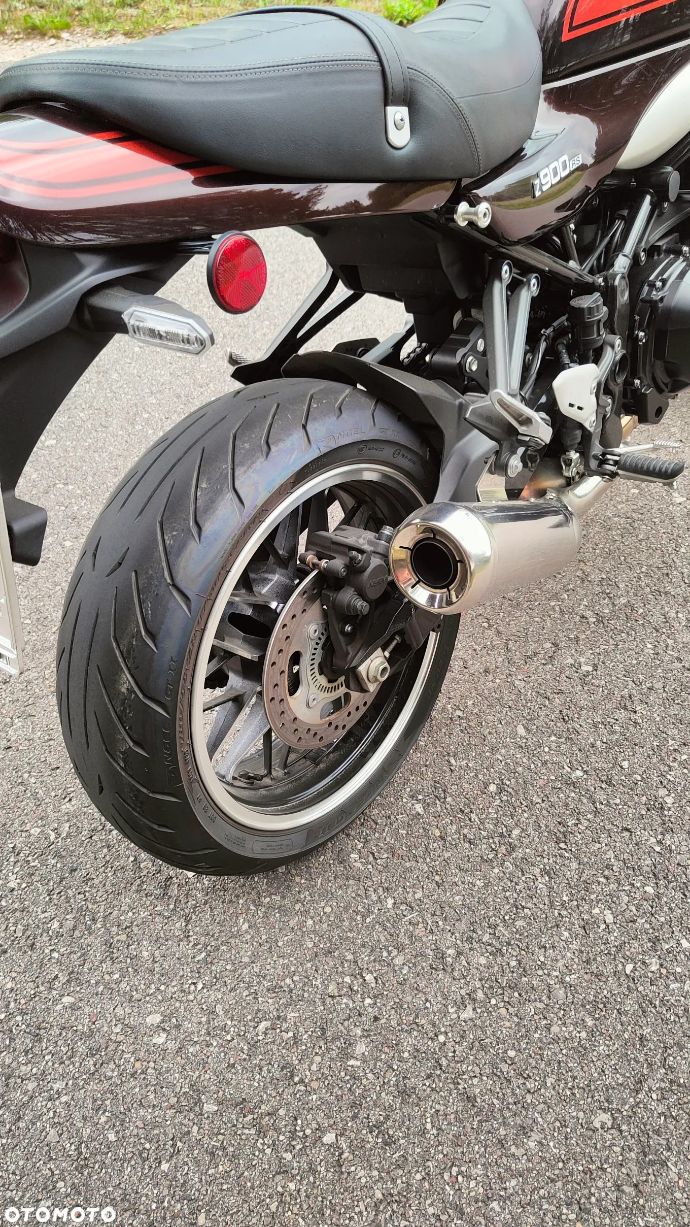 Kawasaki Z 900 RS - 3