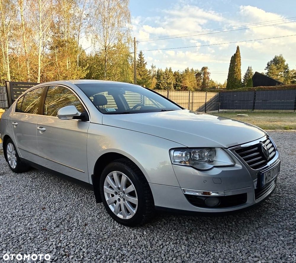 Volkswagen Passat 1.8 TSI Comfortline - 4