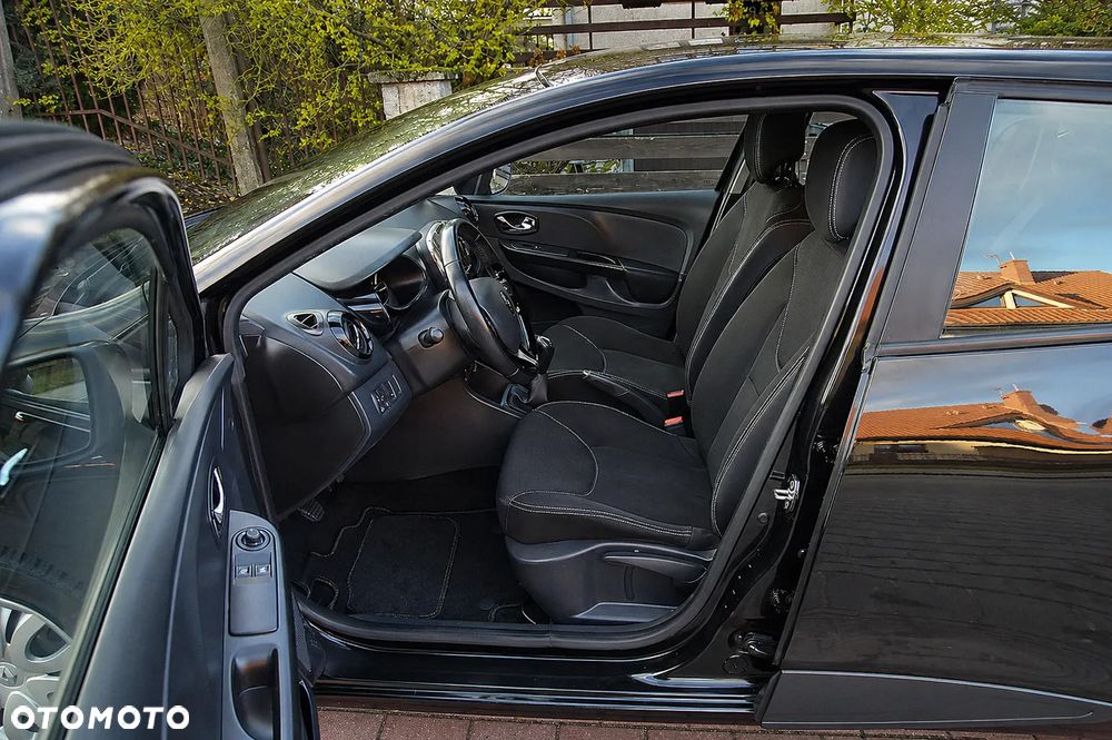 Renault Clio 1.2 16V 75 Experience - 16