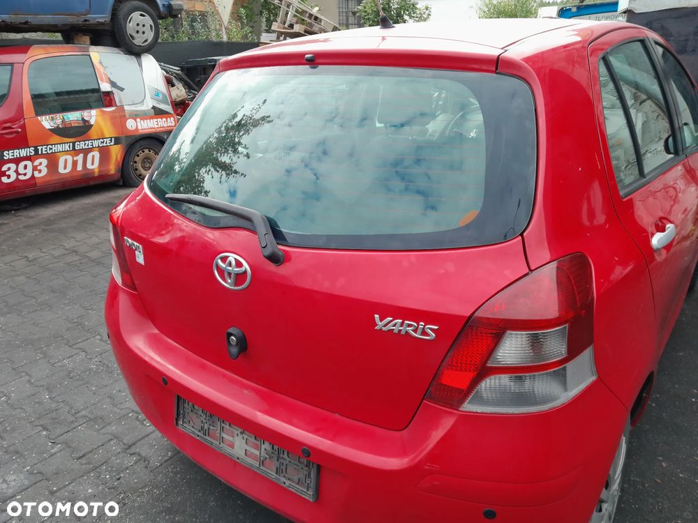 Klapa tylna pokrywa bagażnika TOYOTA Yaris II lift 5D 09-11r. 3P0 - 3
