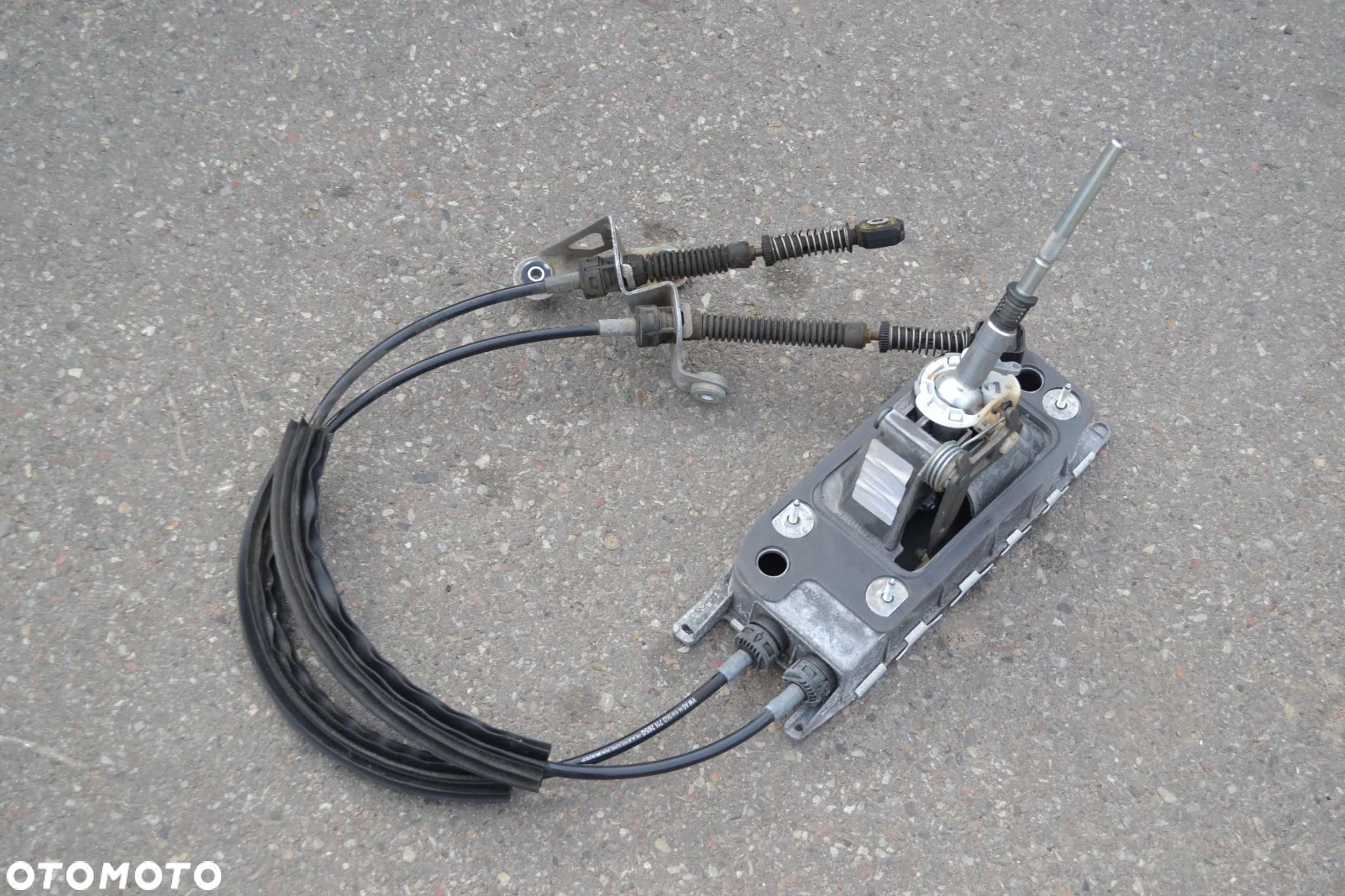 VW AUDI SEAT SKODA WYBIERAK DZWIGNIA LEWAREK ZMIANY BIEGÓW 5 B 1K0711061B - 2