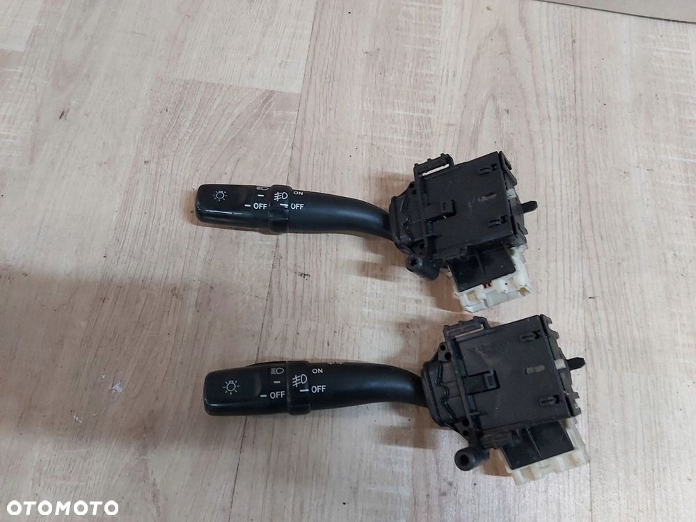 Toyota Previa II manetka zespolony świateł - 1