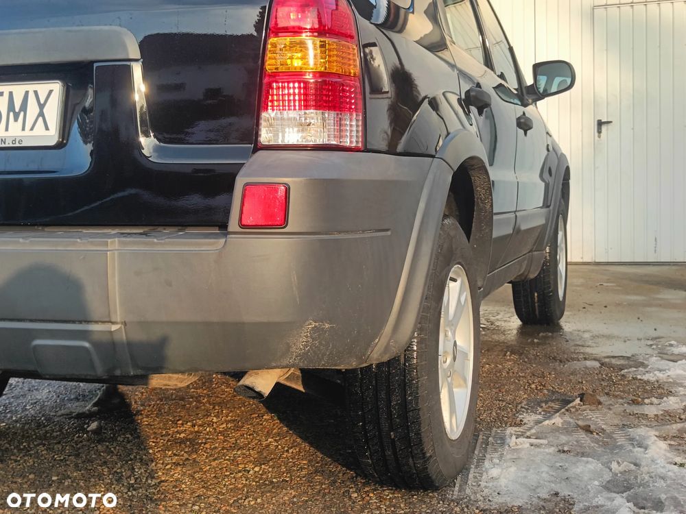 Ford Maverick Highclass - 34