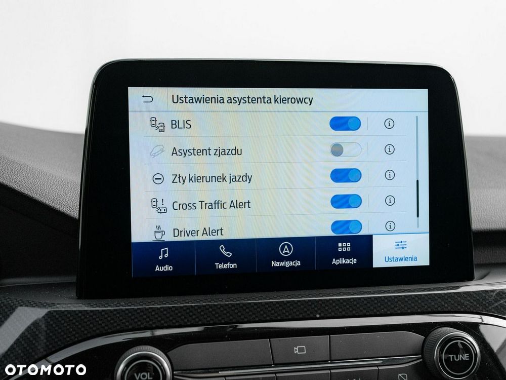 Ford Kuga - 27
