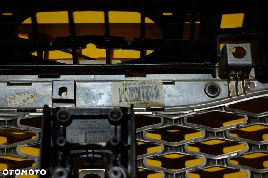 KIA K9 K900 QUORIS 2012- GRILL ATRAPA PRZÓD USA - 8