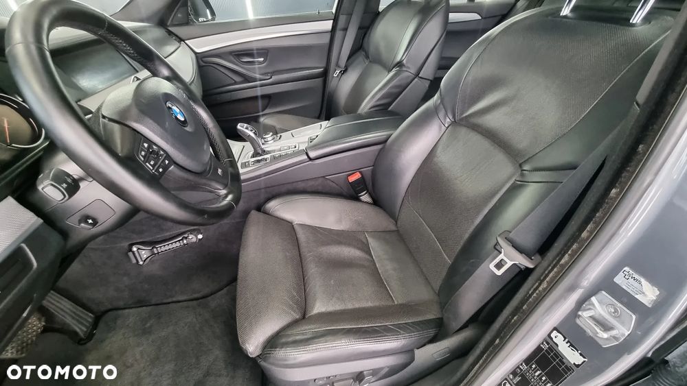BMW Seria 5 M550d xDrive Sport-Aut - 10