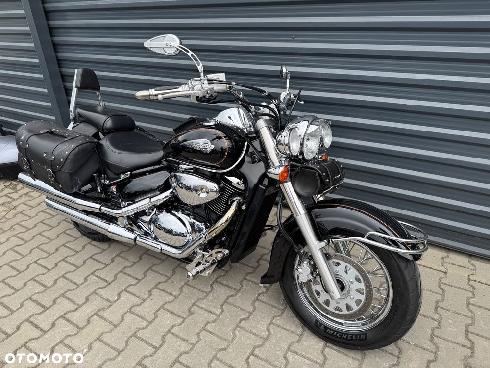 Suzuki VL 800 Volusia - 1