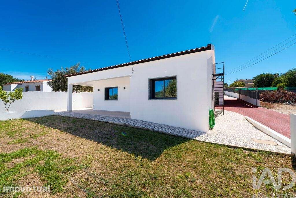 Casa / Villa T4 em São Brás de Alportel de 252,00 m2 - Grande imagem: 3/30