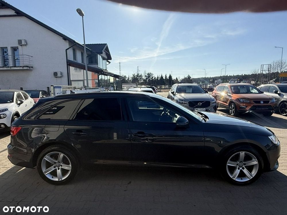 Audi A4 Avant - 10