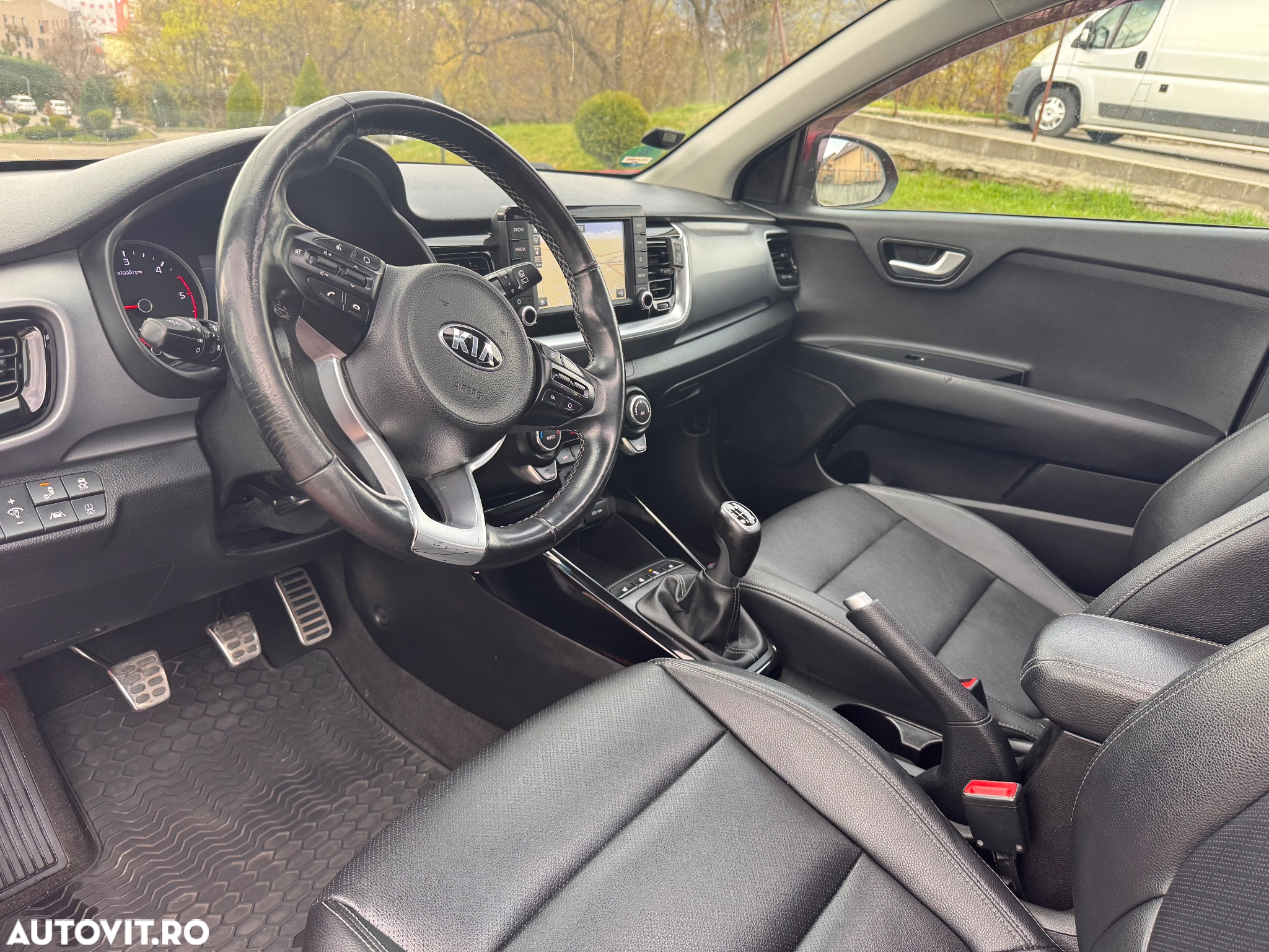 Kia Stonic 1.6 CRDi Platinum Edition - 24