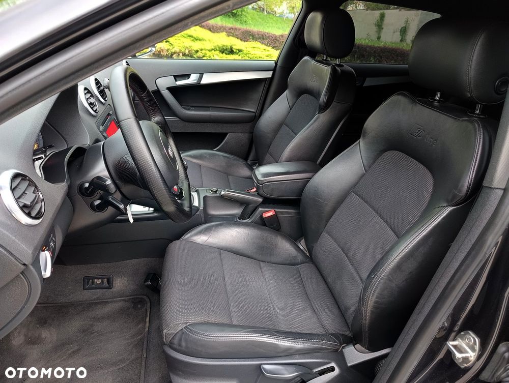 Audi A3 Sportback 2.0 TDI DPF S line Sportpaket - 12