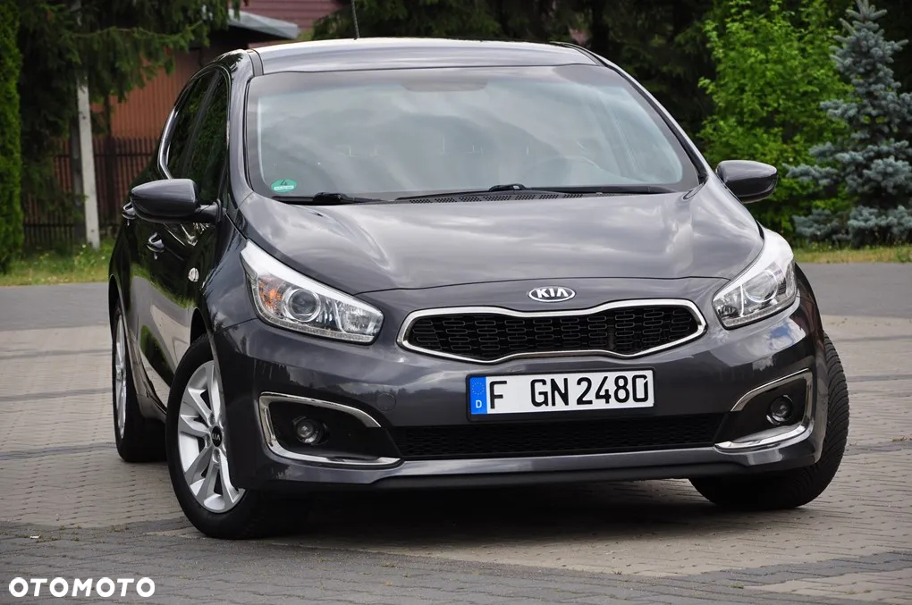 Kia Ceed 1.6 CRDi SCR L Business Line - 8