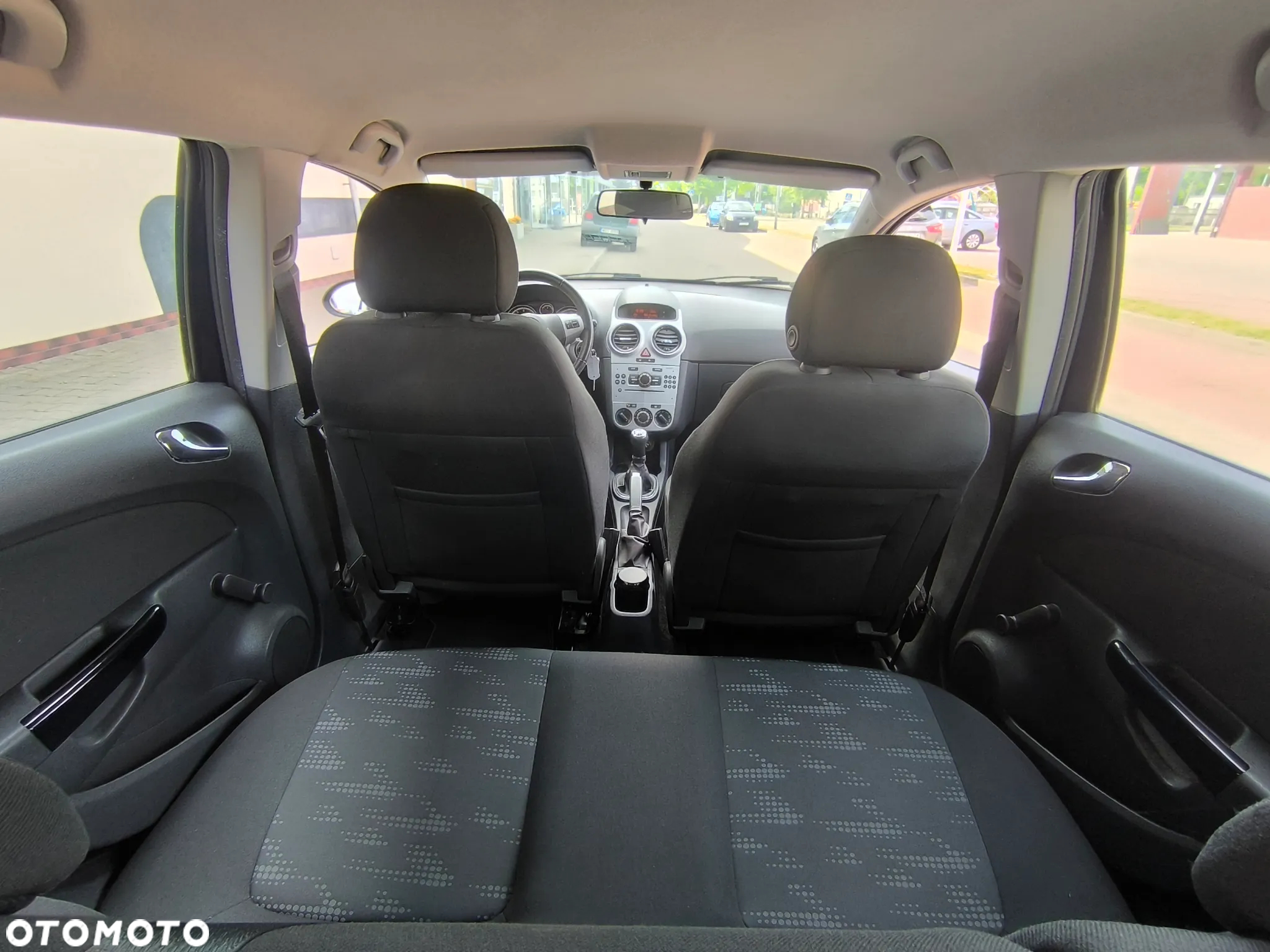 Opel Corsa 1.2 16V Enjoy - 14