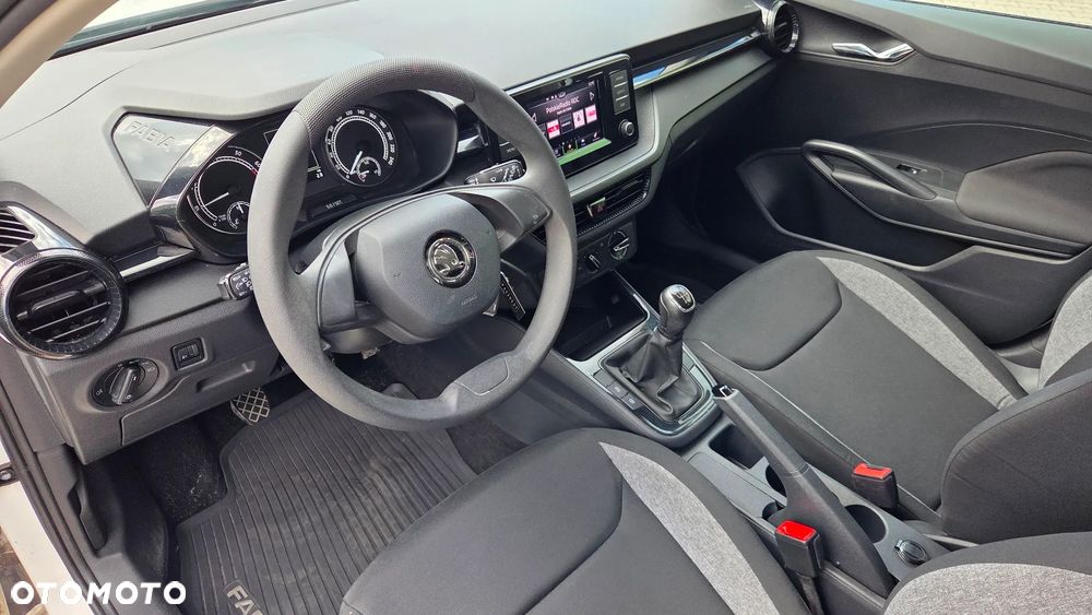 Skoda Fabia 1.0 Ambition - 16