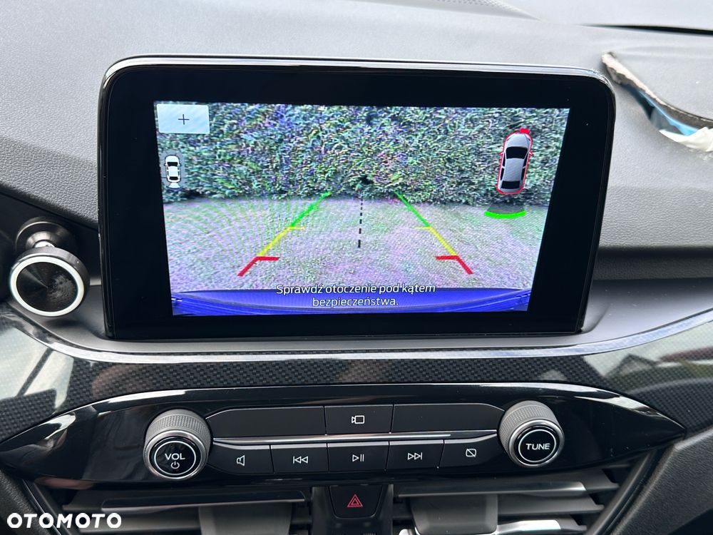 Ford Kuga - 19
