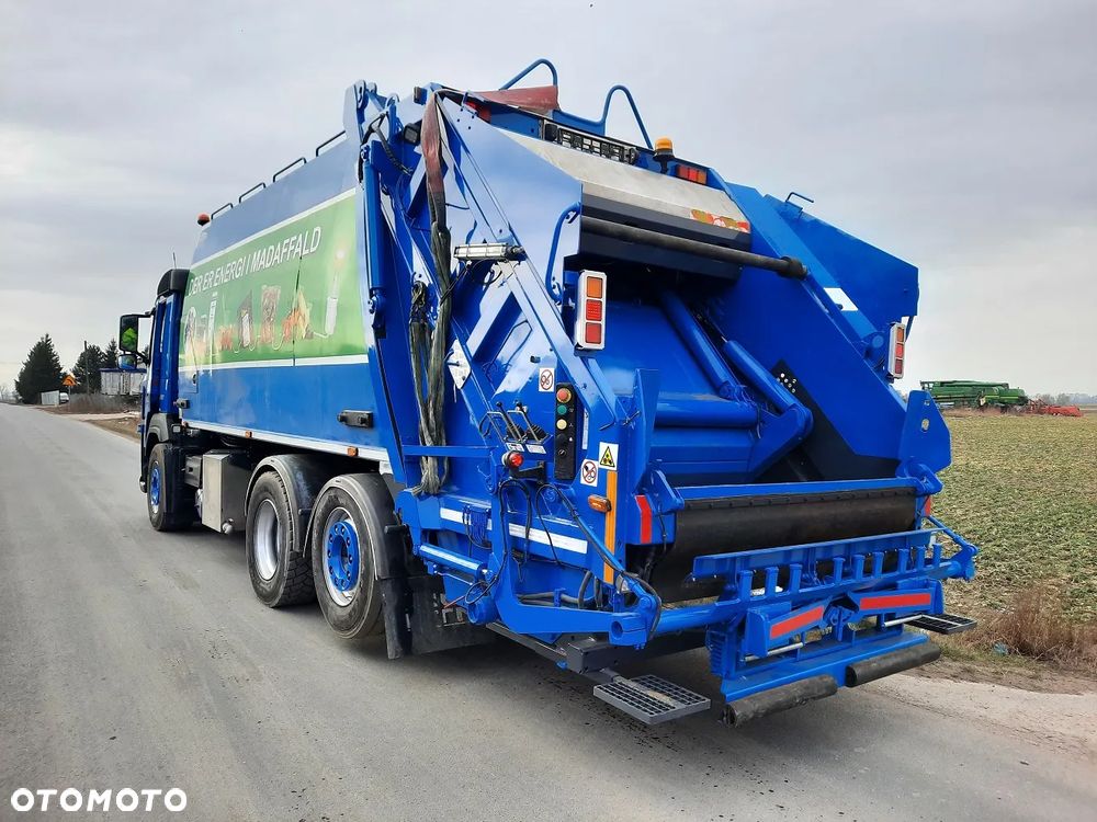 Volvo FM 330 - 6