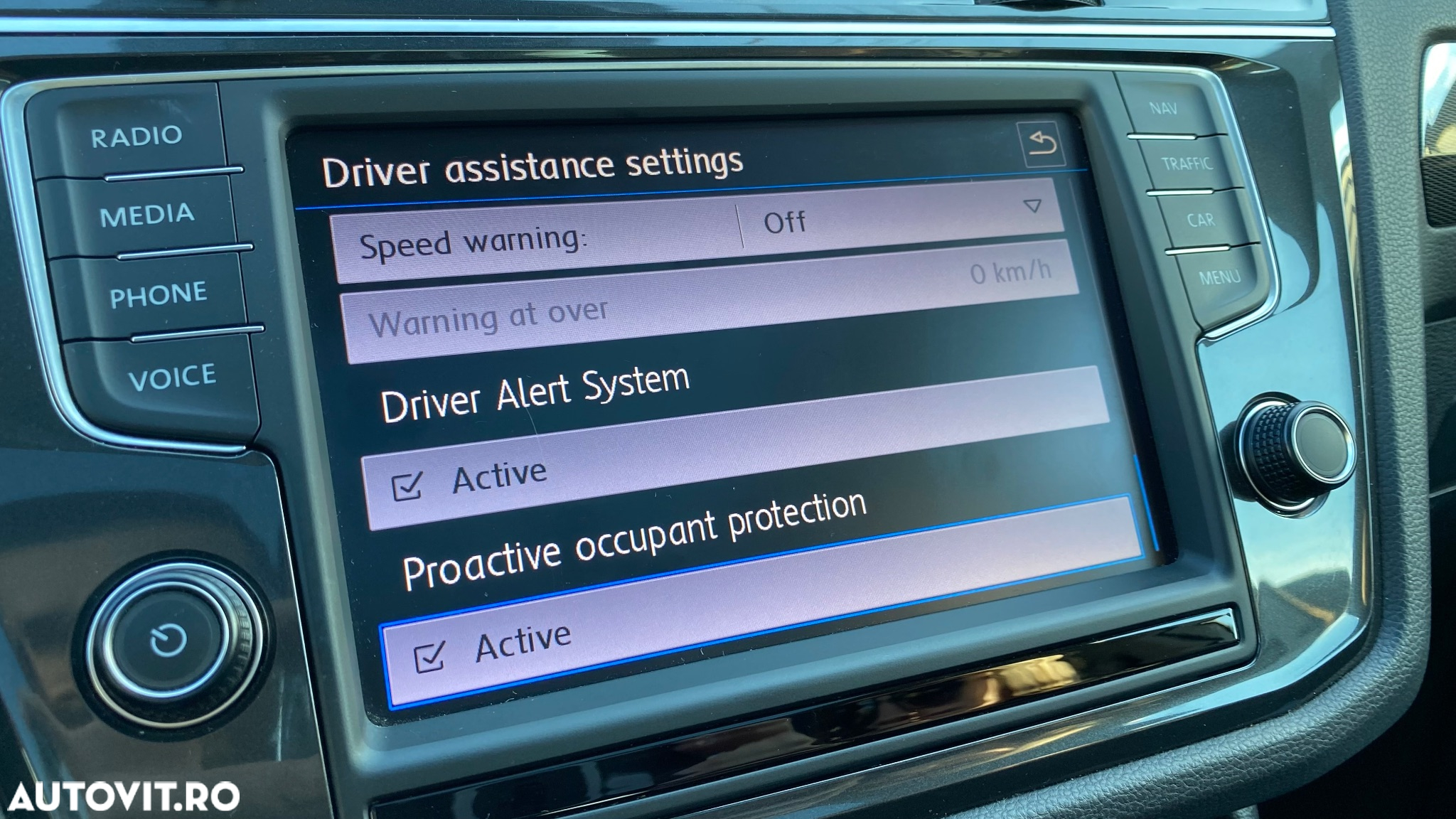 Volkswagen Tiguan 2.0 TDI SCR DSG Elegance - 23