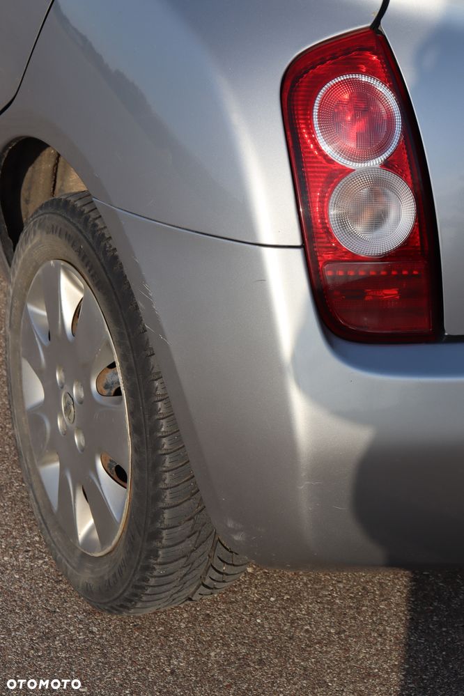 Nissan Micra - 14