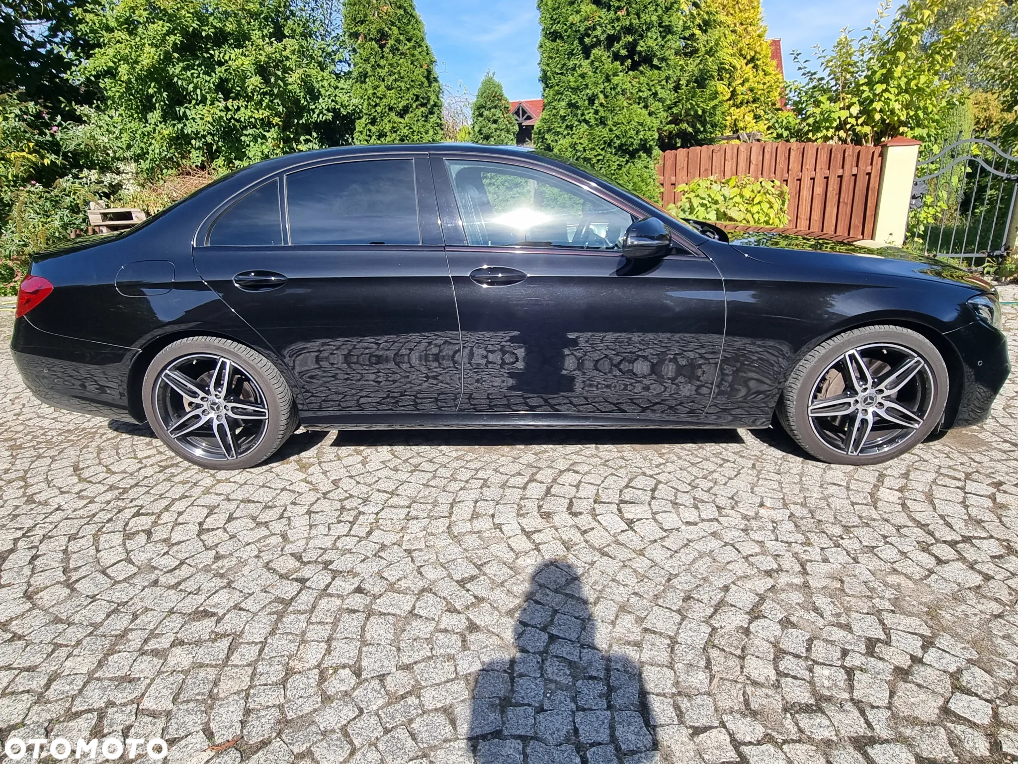 Mercedes-Benz Klasa E 220 d 4-Matic Business Edition 9G-TRONIC - 4