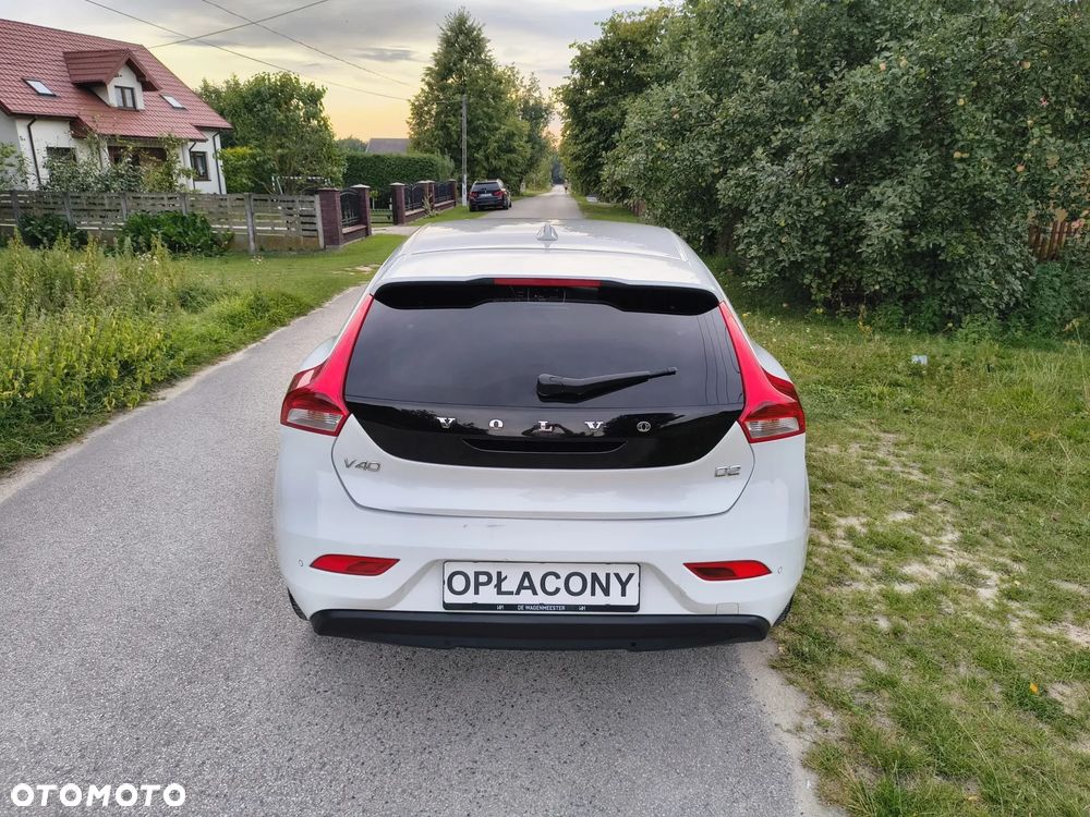 Volvo V40 D2 Summum - 26