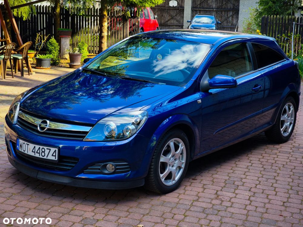 Opel Astra 2.0 T Sport - 1