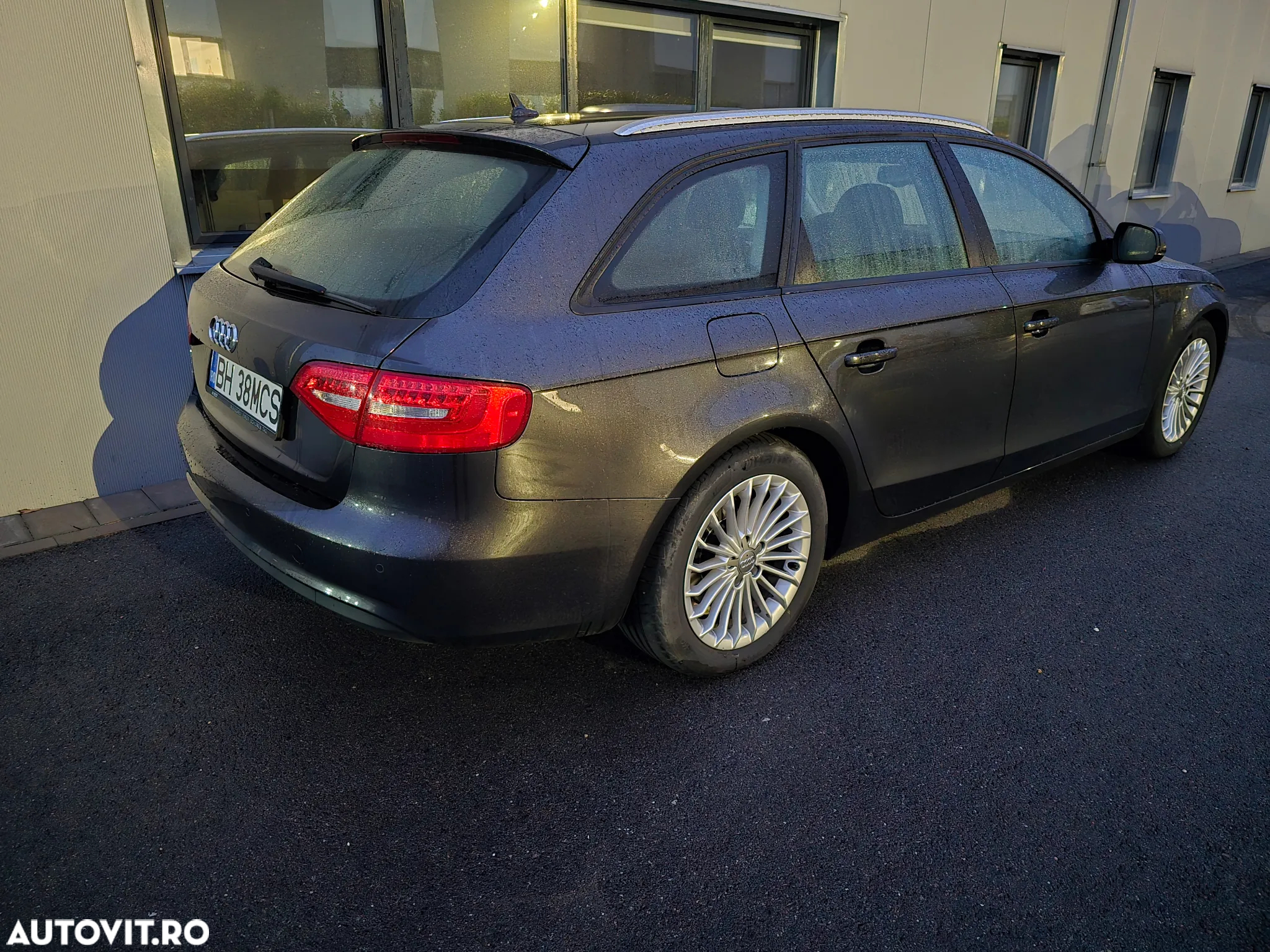 Audi A4 Avant 2.0 TDI quattro - 2