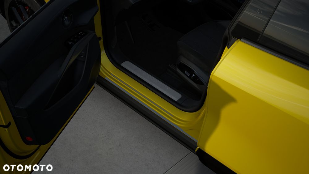 Lotus Eletre - 8