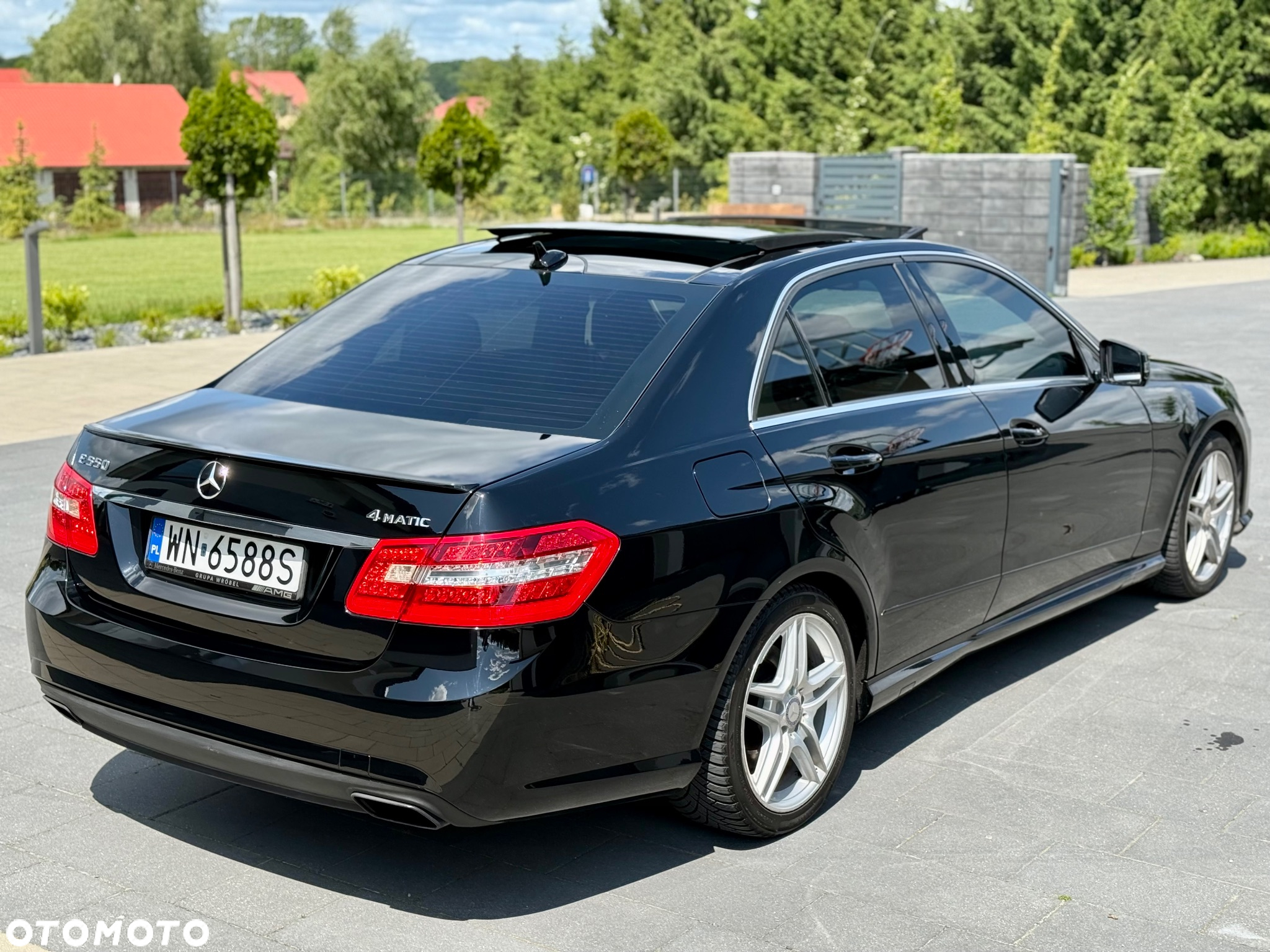 Mercedes-Benz Klasa E 500 4Matic 7G-TRONIC Avantgarde - 14