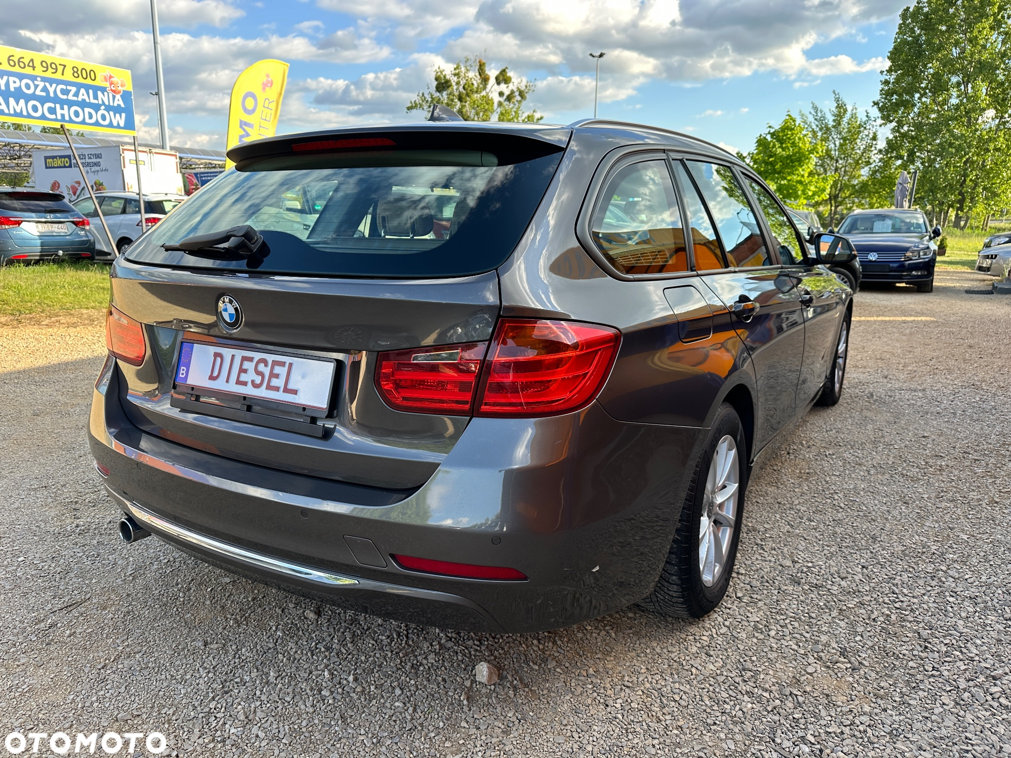 BMW Seria 3 318d DPF Touring Edition Exclusive - 8