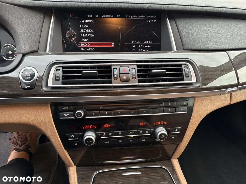 BMW Seria 7 730d xDrive - 21