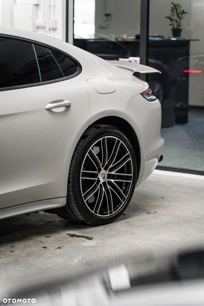 Porsche Panamera Turbo S e-Hybrid - 9