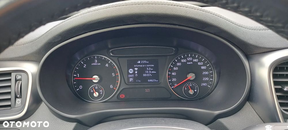 Kia Sorento 2.0 CRDI L - 12