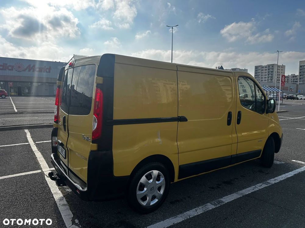 Renault Trafic - 9