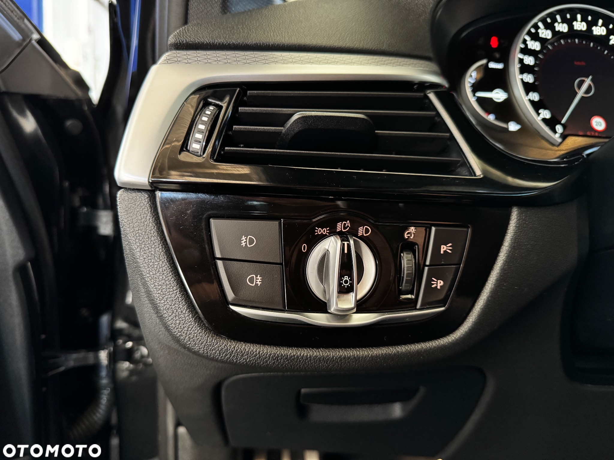 BMW Seria 5 520d M Sport sport - 16