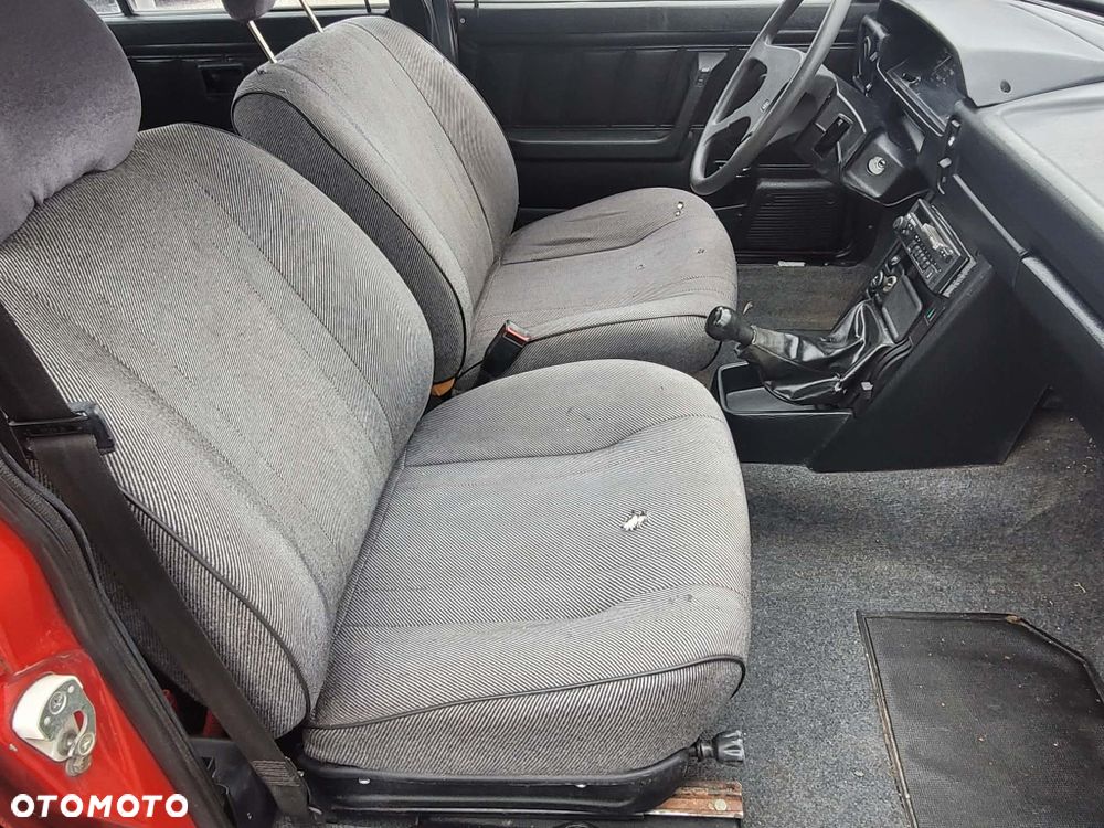 Polonez Caro - 6