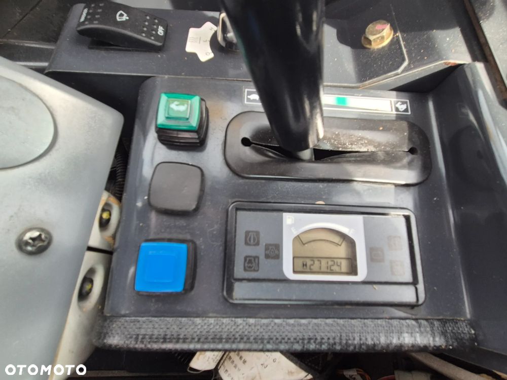 Hitachi ZX26U-6/2720kg/ Maszyna sprowadzona - 18