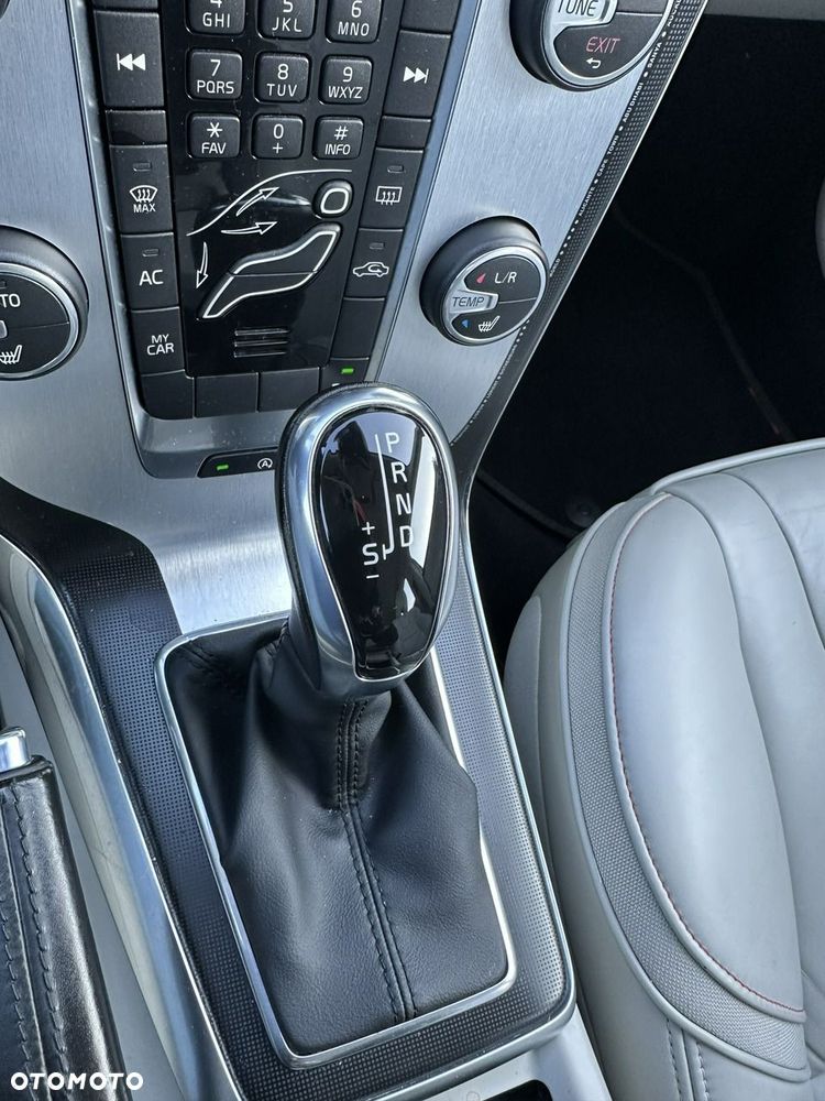 Volvo V40 - 27