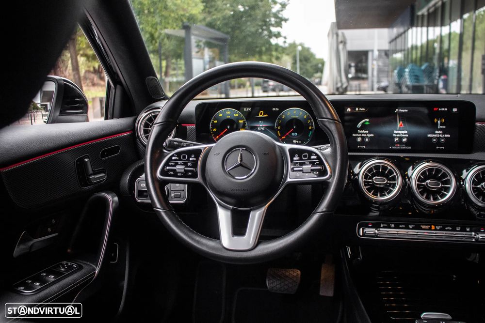 Mercedes-Benz A 250 e Style Plus - 38
