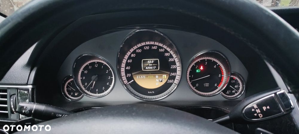 Mercedes-Benz Klasa E 350 CDI BlueEff Avantgarde - 11